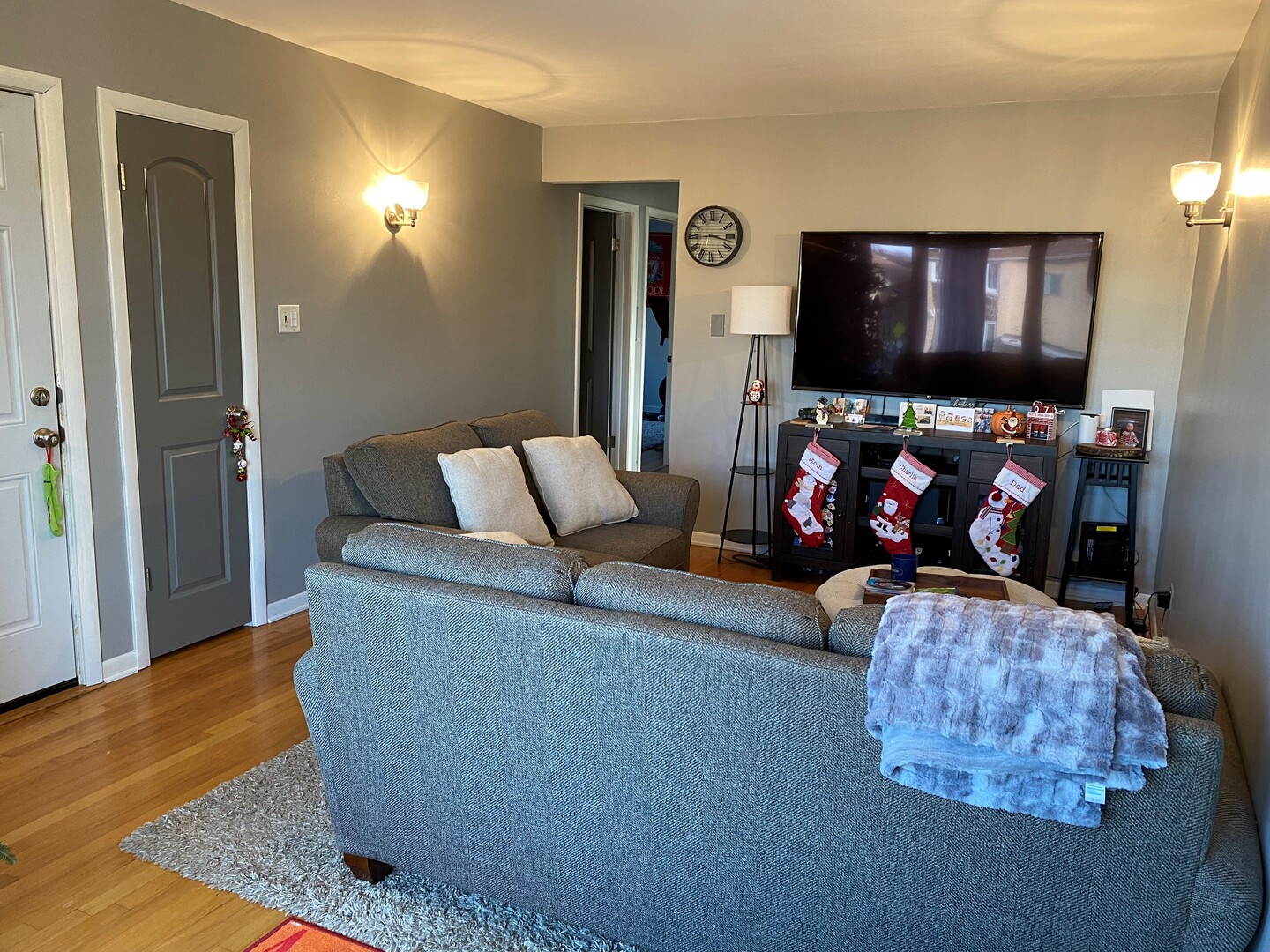 5415 S LATROBE Avenue