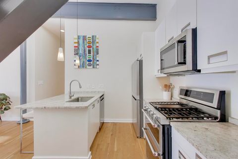 Tiny photo for 2105 W CONCORD Place #5, Chicago, IL 60647 (MLS # 12556192)