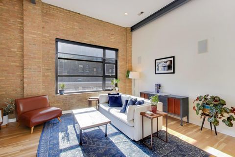 Tiny photo for 2105 W CONCORD Place #5, Chicago, IL 60647 (MLS # 12556192)