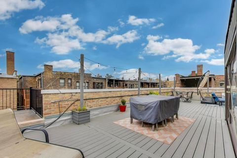 Tiny photo for 2105 W CONCORD Place #5, Chicago, IL 60647 (MLS # 12556192)