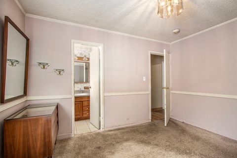 Tiny photo for 505 Wildwood Drive, Park Forest, IL 60466 (MLS # 12475364)