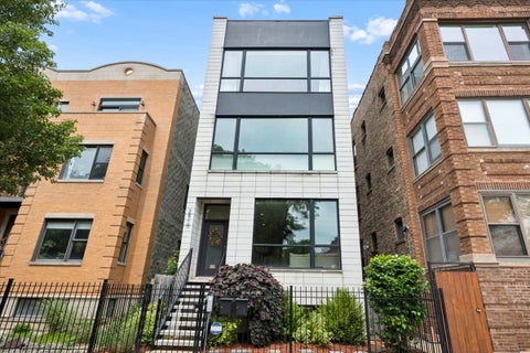 Photo of 2910 W Palmer Street #1, Chicago, IL 60647 (MLS # 12680772)