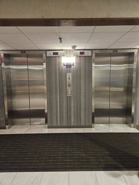 Tiny photo for 1400 N Yarmouth Place #315, Mount Prospect, IL 60056 (MLS # 12504182)