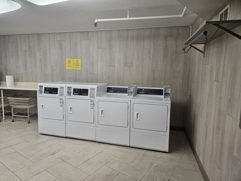 Tiny photo for 1400 N Yarmouth Place #315, Mount Prospect, IL 60056 (MLS # 12504182)