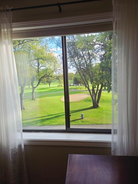 Tiny photo for 1400 N Yarmouth Place #315, Mount Prospect, IL 60056 (MLS # 12504182)