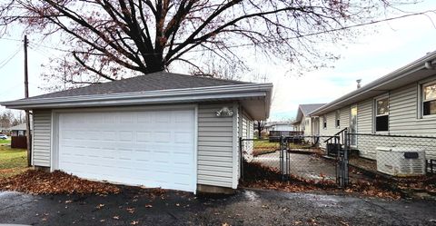 Tiny photo for 2514 W Nottingham Place, Peoria, IL 61614 (MLS # 12533130)