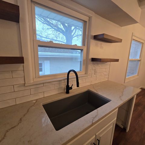 Tiny photo for 2514 W Nottingham Place, Peoria, IL 61614 (MLS # 12533130)