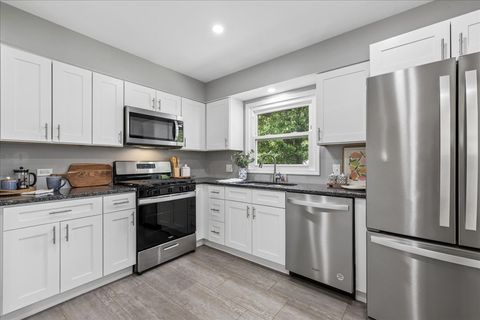 Tiny photo for 4913 Redbird Lane, Crystal Lake, IL 60012 (MLS # 12638265)