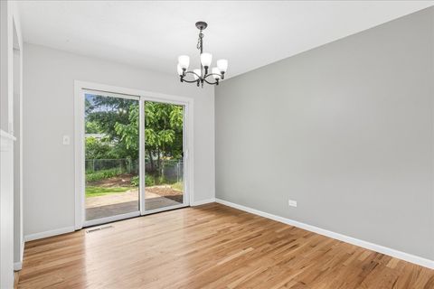 Tiny photo for 4913 Redbird Lane, Crystal Lake, IL 60012 (MLS # 12638265)