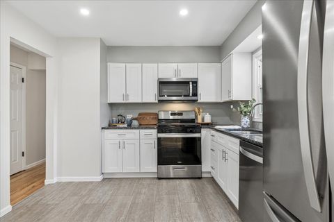 Tiny photo for 4913 Redbird Lane, Crystal Lake, IL 60012 (MLS # 12638265)