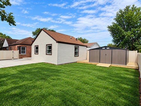 Tiny photo for 10059 S Spaulding Avenue, Evergreen Park, IL 60805 (MLS # 12769190)