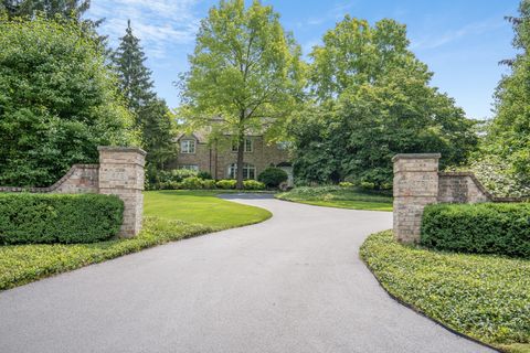 475 Red Fox Lane Lake Forest IL 60045