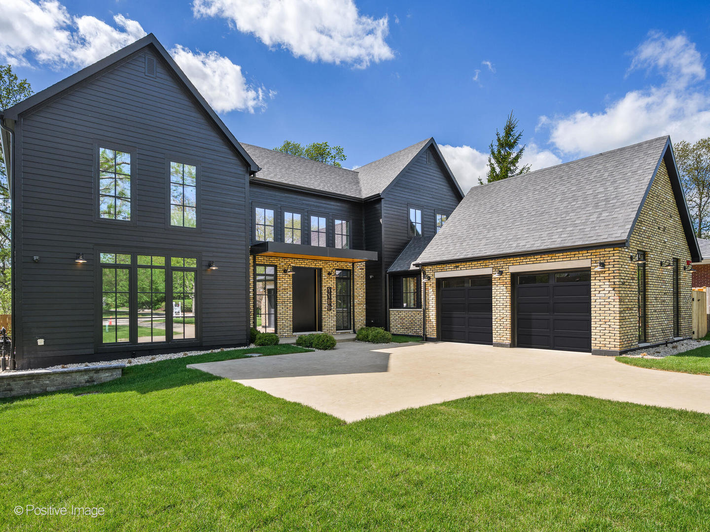 1180 Oak Ridge Drive