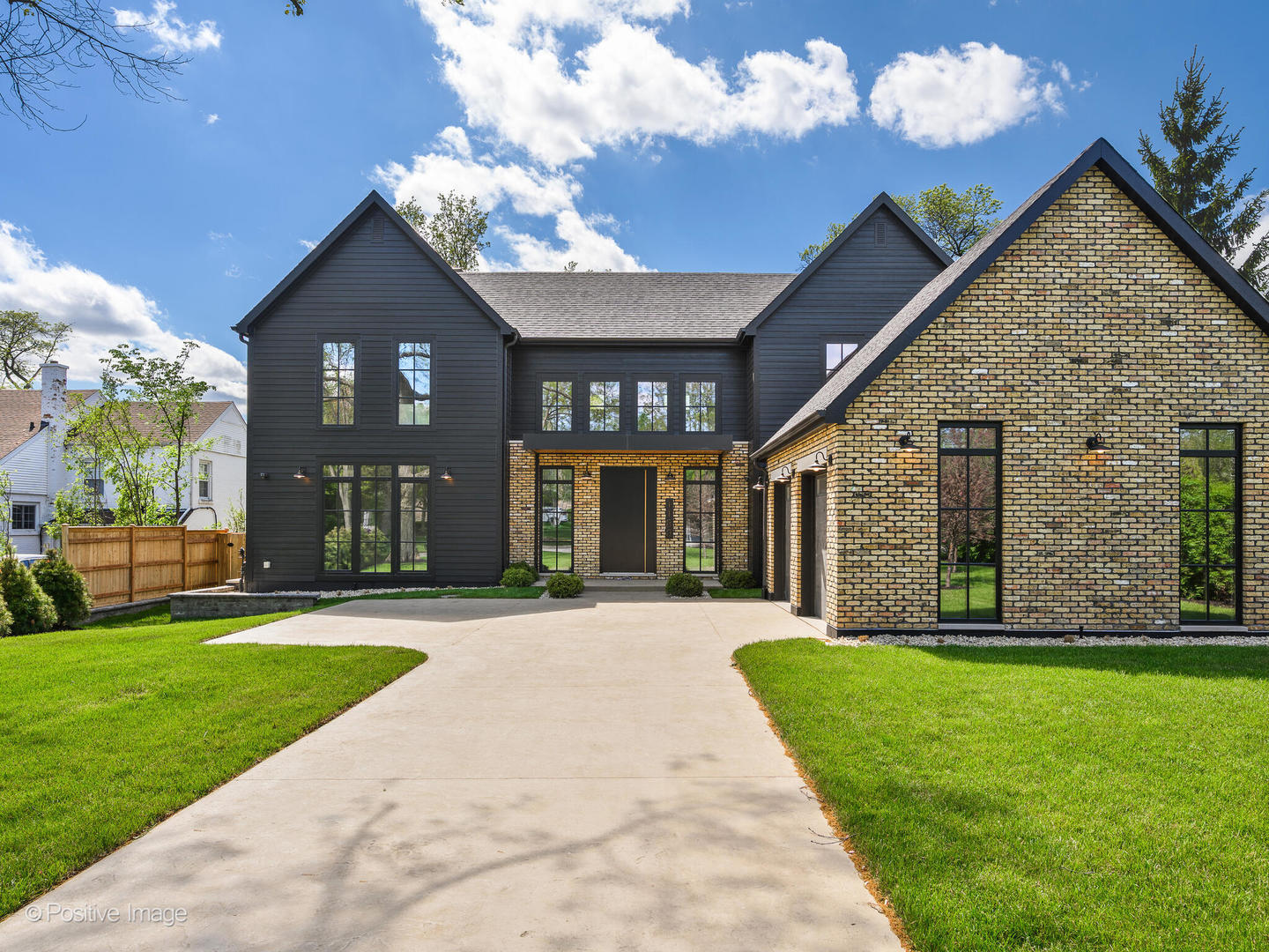 1180 Oak Ridge Drive