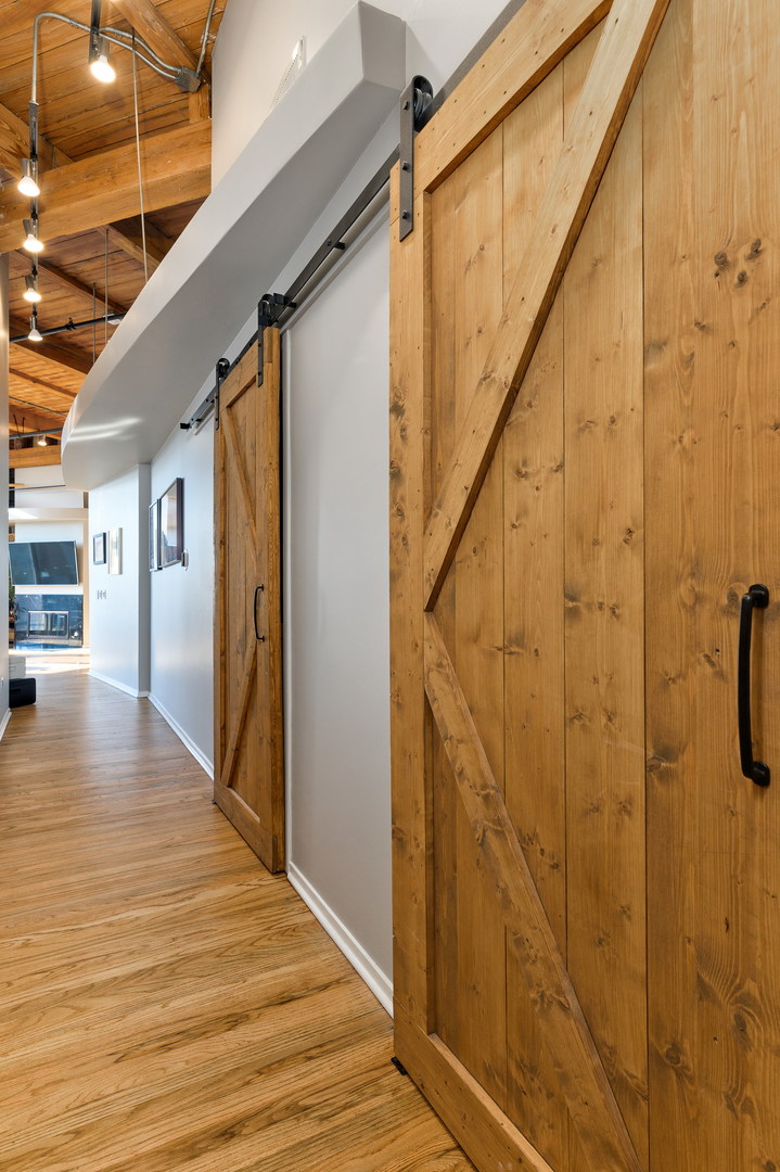 2210 W Wabansia Avenue 408