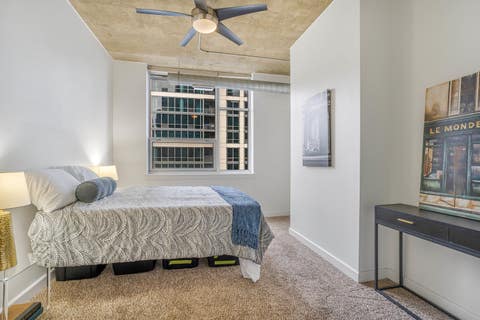 Tiny photo for 1305 S MICHIGAN Avenue #1506, Chicago, IL 60605 (MLS # 12702985)