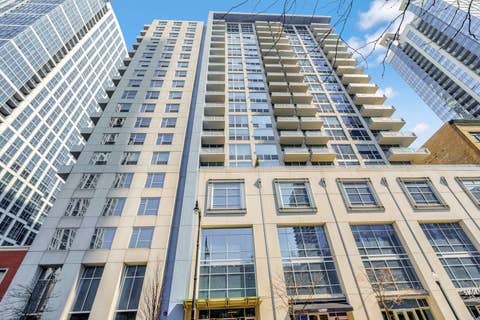 Photo of 1305 S MICHIGAN Avenue #1506, Chicago, IL 60605 (MLS # 12702985)