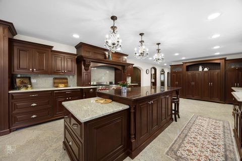 Tiny photo for 14800 108th Avenue, Orland Park, IL 60467 (MLS # 12648263)