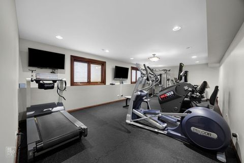 Tiny photo for 14800 108th Avenue, Orland Park, IL 60467 (MLS # 12648263)