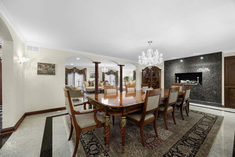 Tiny photo for 14800 108th Avenue, Orland Park, IL 60467 (MLS # 12648263)