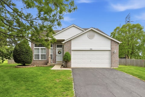 Photo of 195 Briarcliff Court, Romeoville, IL 60446 (MLS # 12627268)