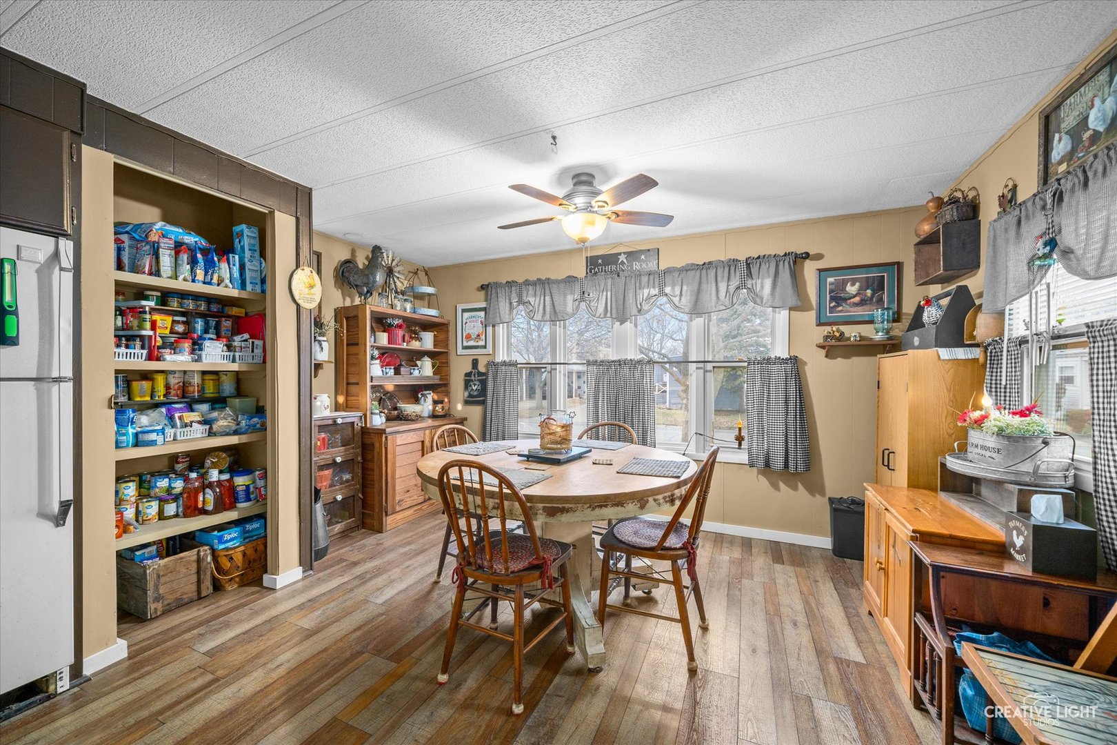 5 Hickory Lane