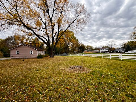 Tiny photo for 2460 NEW MILFORD CHURCH Road, Rockford, IL 61109 (MLS # 12510977)