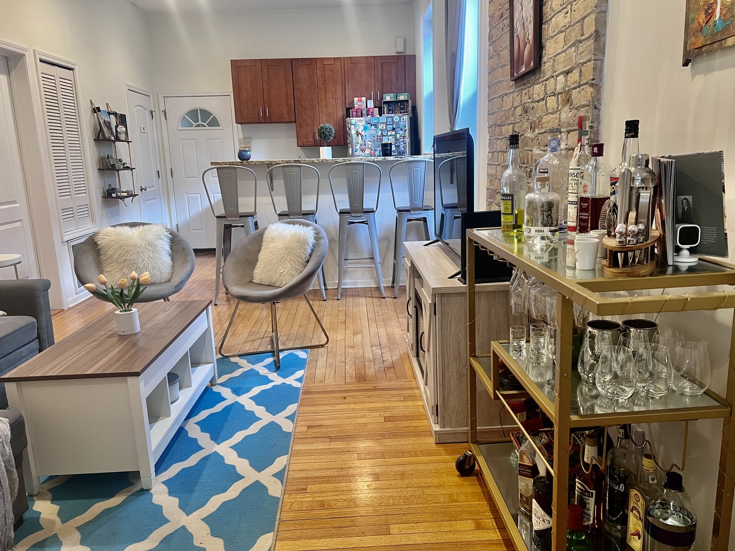 1421 W HURON Street 2R