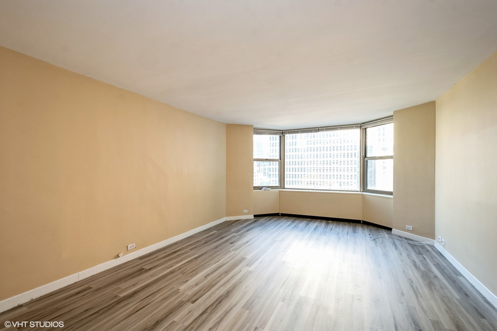 535 N Michigan Avenue 911