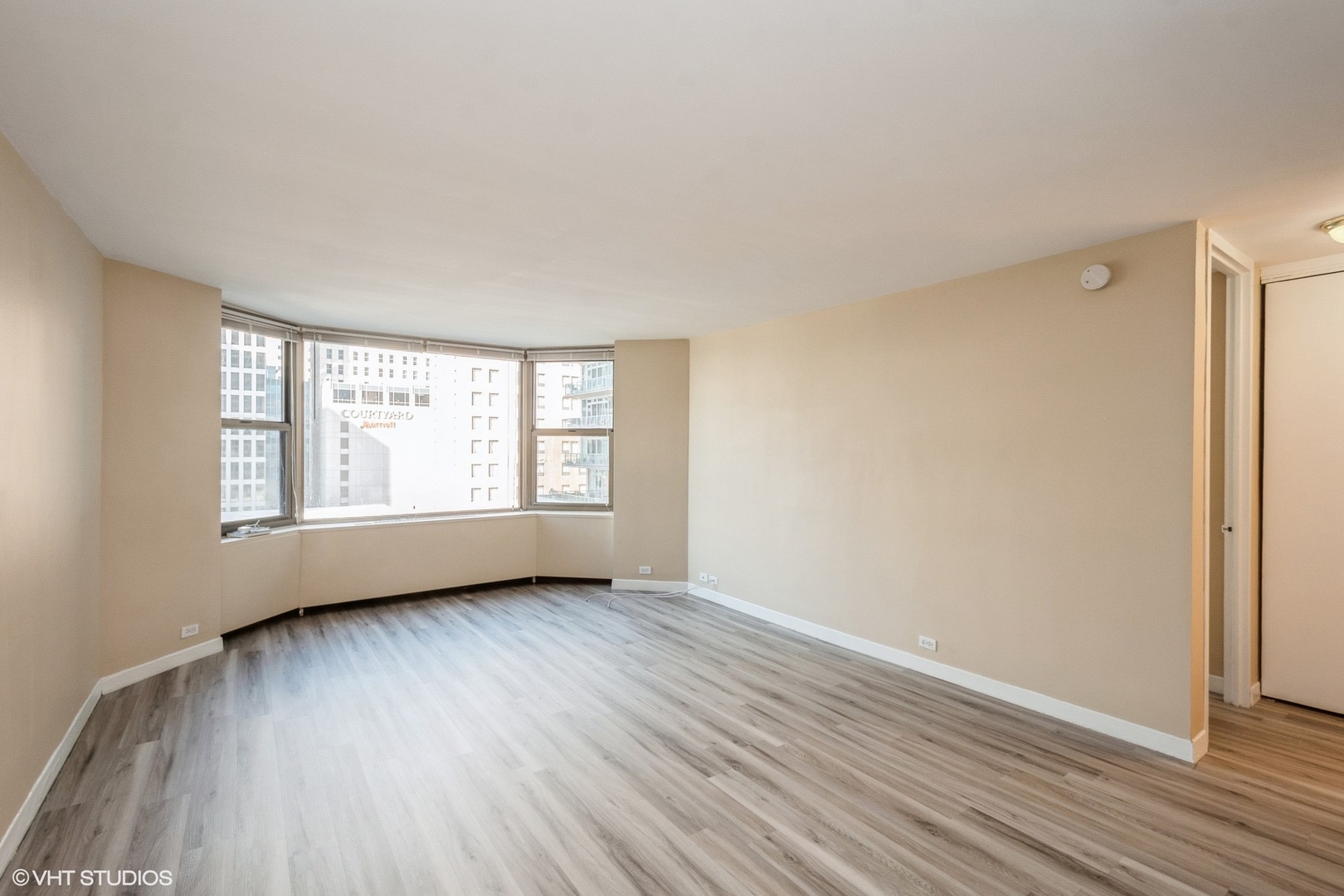 535 N Michigan Avenue 911