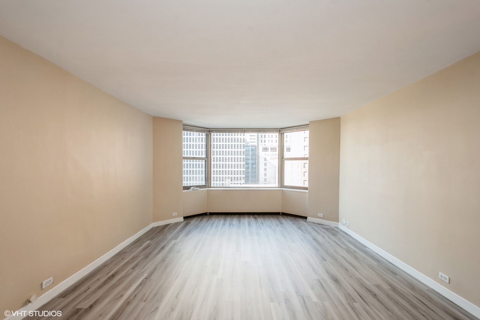 535 N Michigan Avenue 911