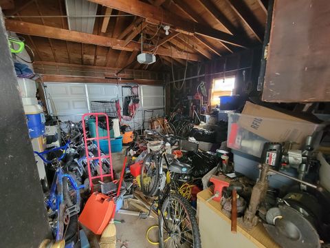 Tiny photo for 15622 Kenwood Avenue, South Holland, IL 60473 (MLS # 12453710)