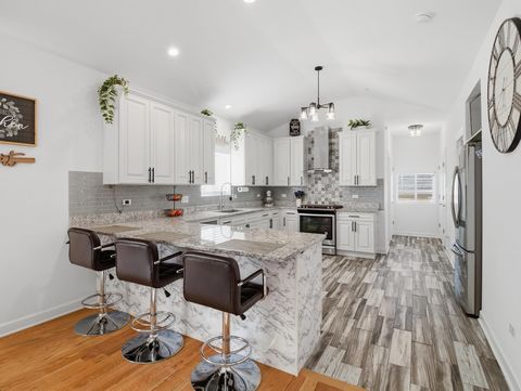 Tiny photo for 8566 S 83rd Avenue, Hickory Hills, IL 60457 (MLS # 12592797)