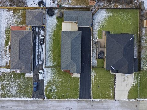 Tiny photo for 8566 S 83rd Avenue, Hickory Hills, IL 60457 (MLS # 12592797)