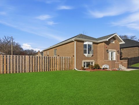 Tiny photo for 8566 S 83rd Avenue, Hickory Hills, IL 60457 (MLS # 12592797)