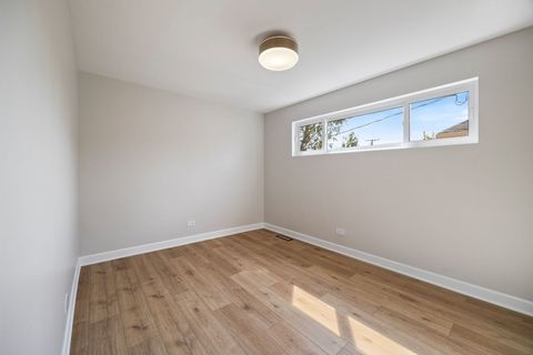 Tiny photo for 1025 N KNIGHT Avenue, Park Ridge, IL 60068 (MLS # 12522186)