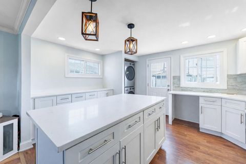 Tiny photo for 4519 W 90th Place W, Hometown, IL 60456 (MLS # 12598047)