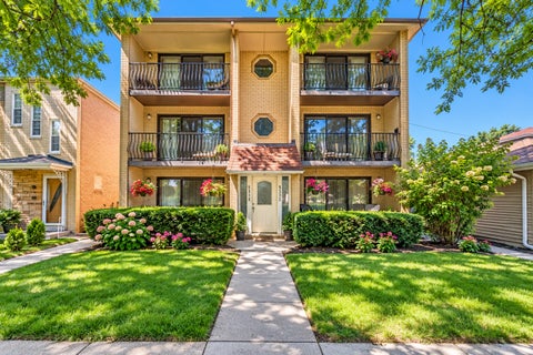 Photo of 5312 W WINDSOR Avenue #2W, Chicago, IL 60630 (MLS # 12796140)