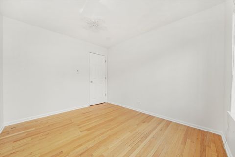 Tiny photo for 372 White Tail Drive, Grayslake, IL 60030 (MLS # 12517646)