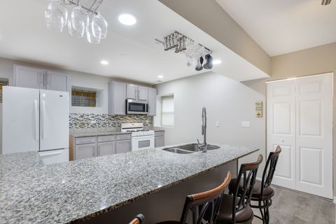 Tiny photo for 5726 N Kenmore Avenue #GS, Chicago, IL 60660 (MLS # 12565506)