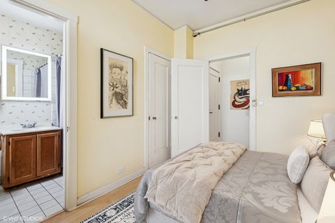 Tiny photo for 5000 S East End Avenue #23A, Chicago, IL 60615 (MLS # 12423063)