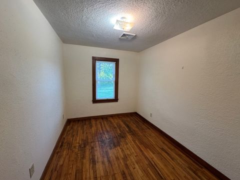 Tiny photo for 219 W 7th Street, Flora, IL 62839 (MLS # 12632984)