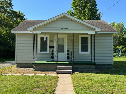 Tiny photo for 219 W 7th Street, Flora, IL 62839 (MLS # 12632984)