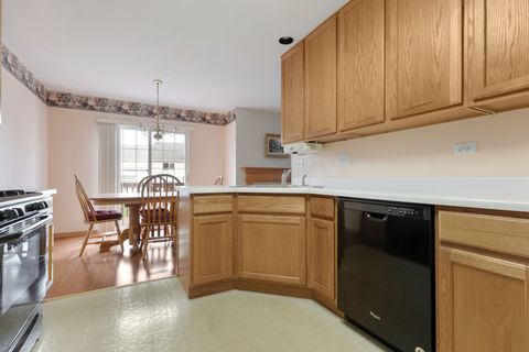 Tiny photo for 69 Colonial Court, Streamwood, IL 60107 (MLS # 12470277)