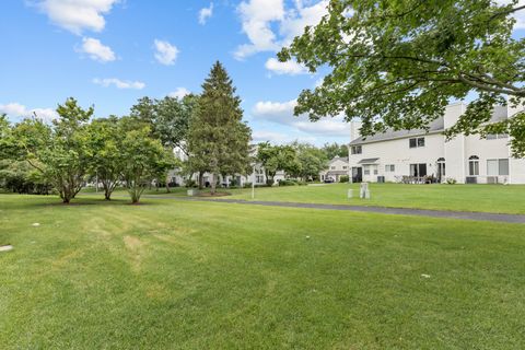 Tiny photo for 69 Colonial Court, Streamwood, IL 60107 (MLS # 12470277)