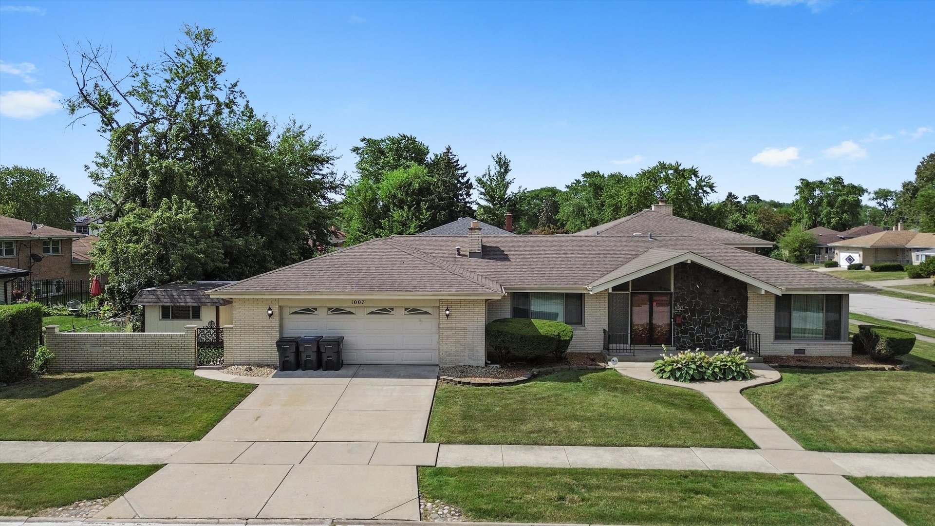 1007 E 169th Street