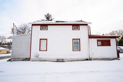 Tiny photo for 918 S Fruit Avenue, Freeport, IL 61032 (MLS # 12450111)