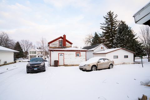 Tiny photo for 918 S Fruit Avenue, Freeport, IL 61032 (MLS # 12450111)