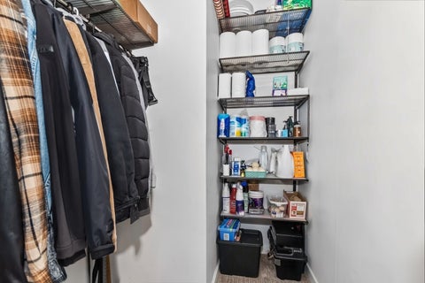Tiny photo for 725 W Sheridan Road #204, Chicago, IL 60613 (MLS # 12743070)