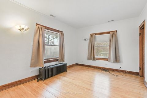 Tiny photo for 10130 S Lowe Avenue, Chicago, IL 60628 (MLS # 12271936)